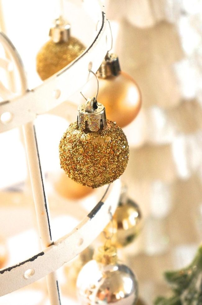 Glittering Gold And Silver Ornament Clusters
