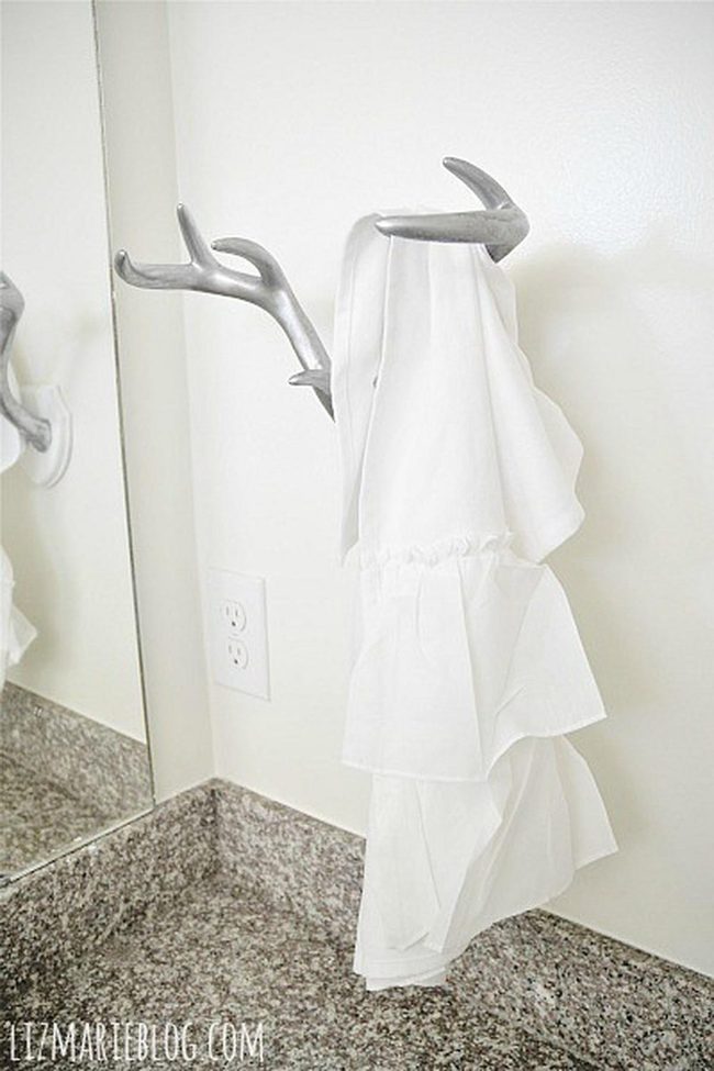 Gray Antler Hooks White Bathroom