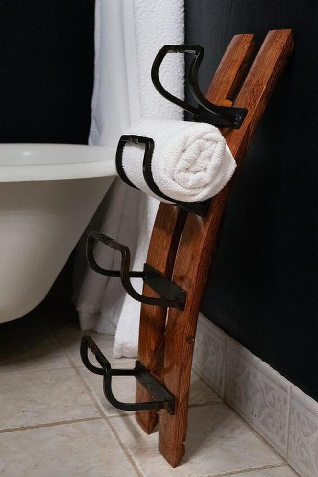 Wooden Towel Rack Storage