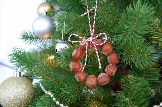 Silver And Gold Pine Sparkle