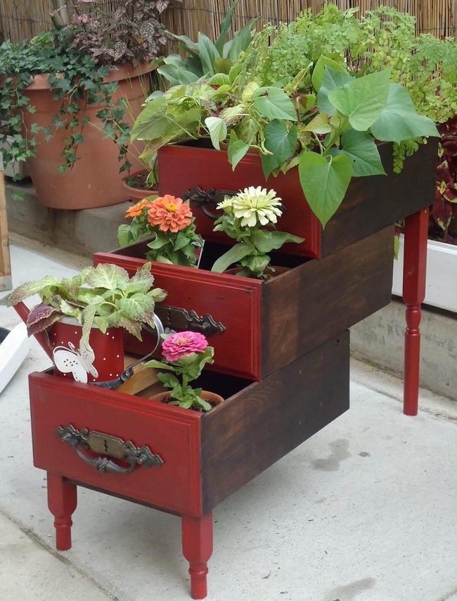 Wooden Drawers Into Garden Birdhouses