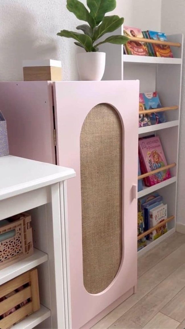 Pink Woven Door Space Unit