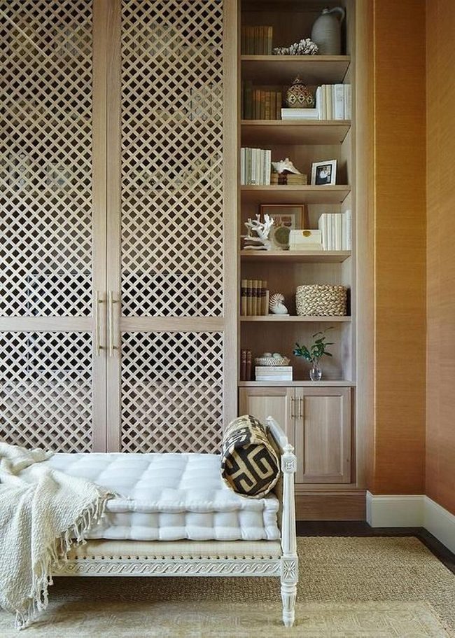 White Daybed Meets Lattice Wardrobe