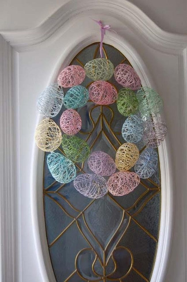 Yarn-Wrapped Egg Spring Wreath