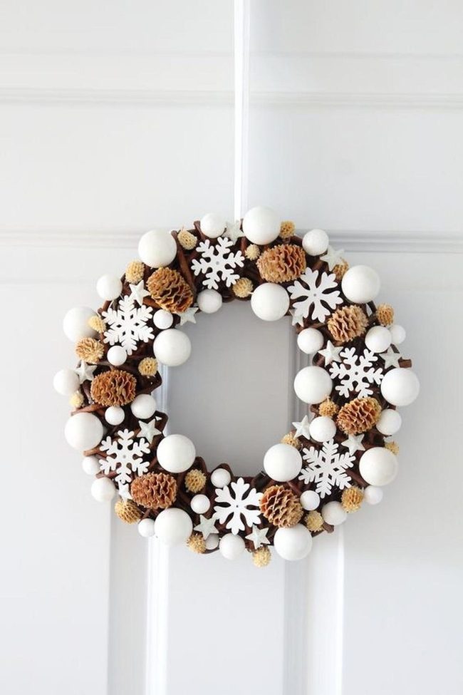 White Snowflakes Brown Pinecones Natural