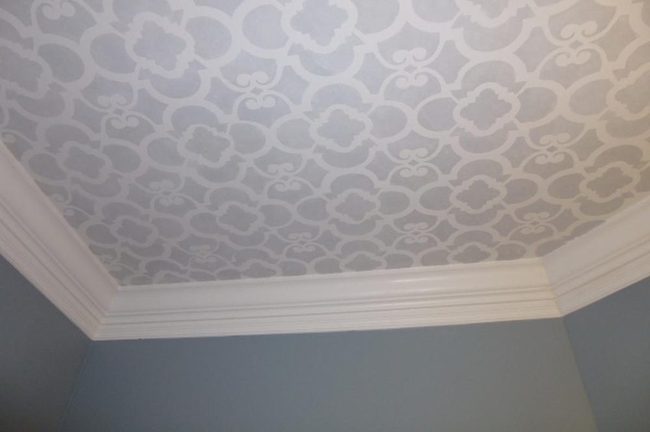 Serene Blue Walls With Patterned Ceiling
