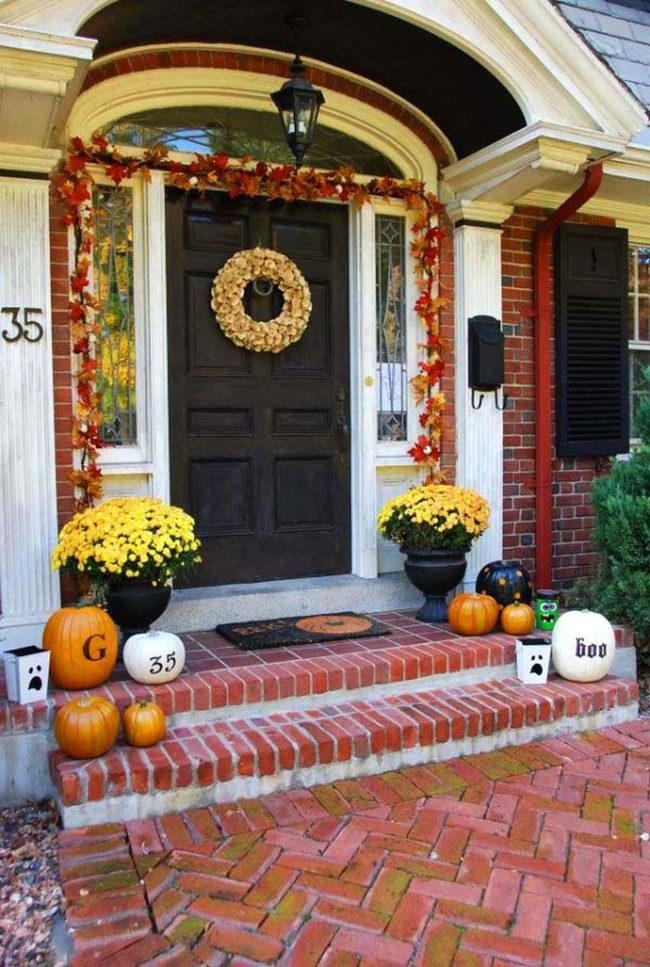Autumn Flowers Meet Halloween Spirit
