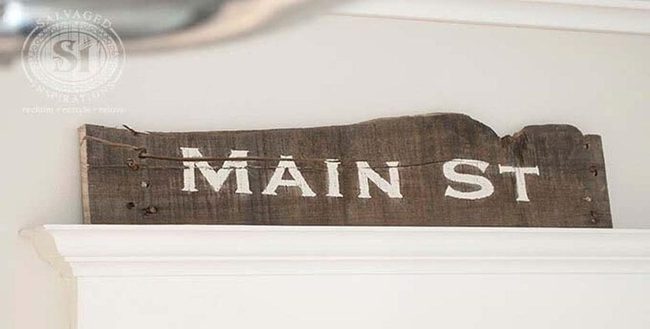 Uneven Letters, Weathered Stories