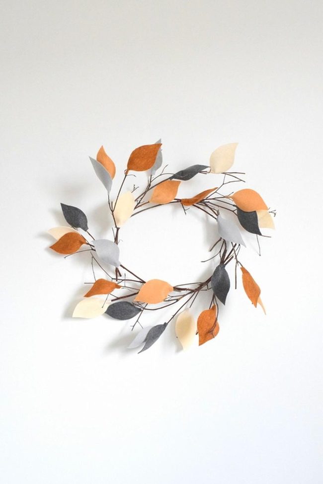 Felt Leaves Circle Wall Art