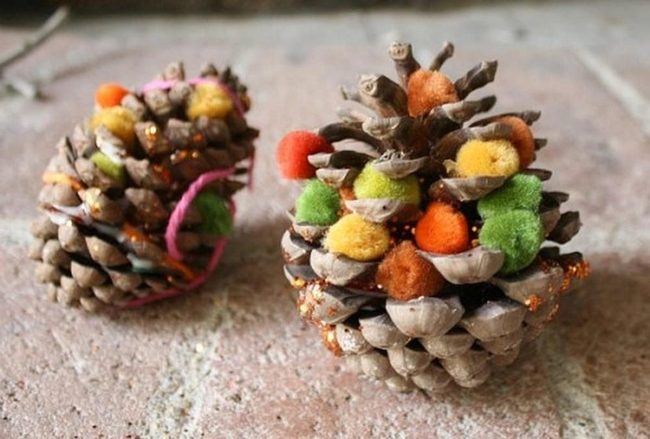 Fluffy Pom-Pom Pinecones