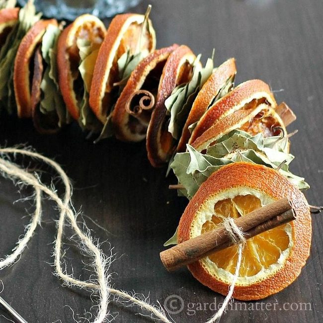 Dried Orange Slices Winter Garland