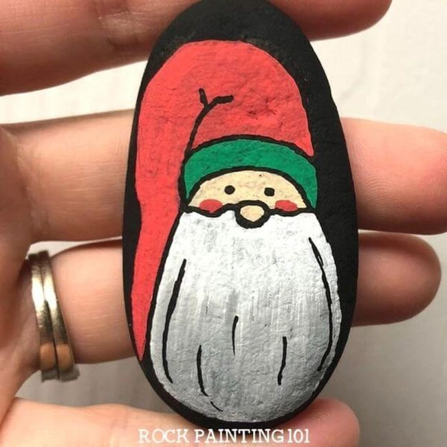 Glittery Santa Stones For Everyone
