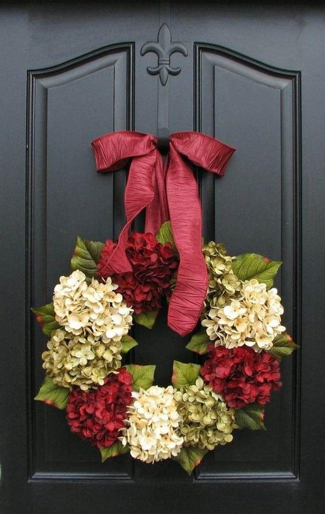 Burgundy Hydrangea Velvet Wreath