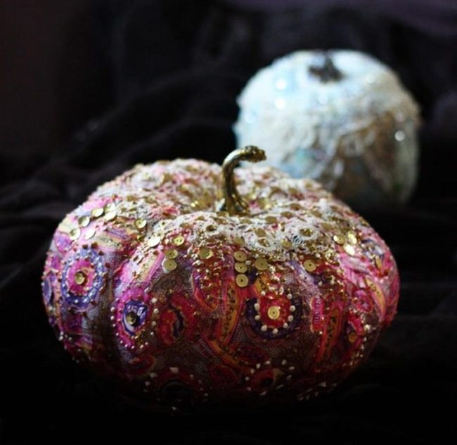 Sequin-Studded Pumpkins Pink Gold
