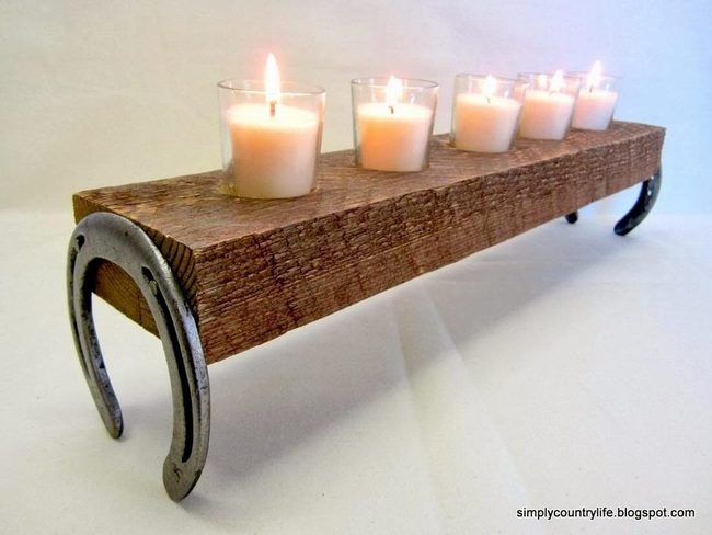Wood And Metal Horseshoe Statement