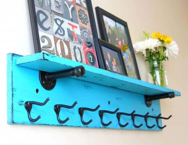 Reclaimed Wood Industrial Entryway Rack