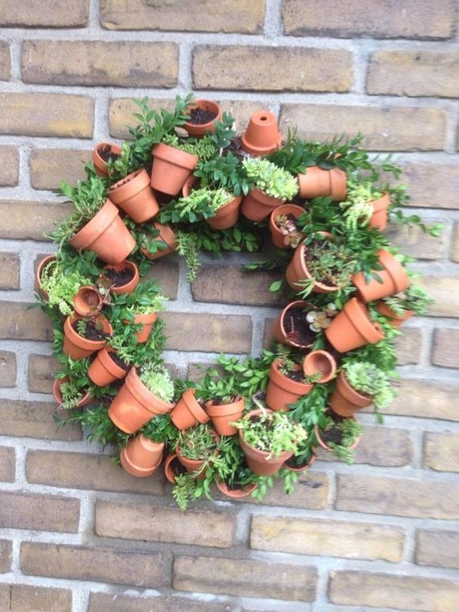 Terracotta Pot Wreath Wall