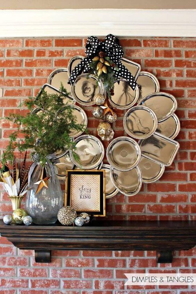 Metallic Plate Wreath With Ribbons